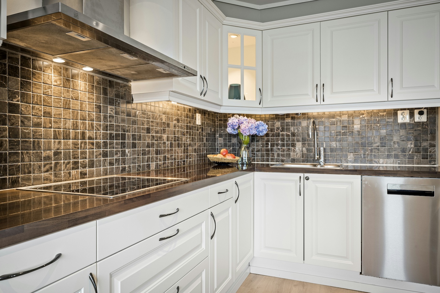 Cabinet Refinishing, Kitchen Remodeling, Residential Painting, Cost Savings, veritas painting, veritas painting colorado springs, cabinet repainting company colorado springs